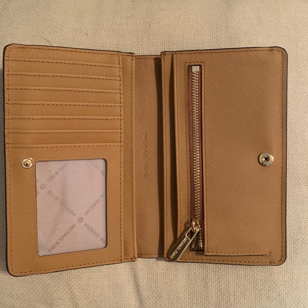 SOLD - Picture 2 of 5